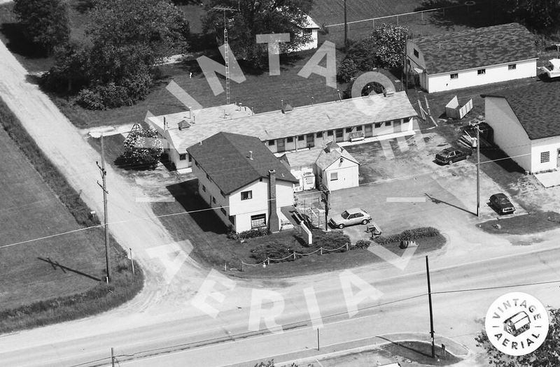 Lakewinds Motel - 1984 AERIAL (newer photo)